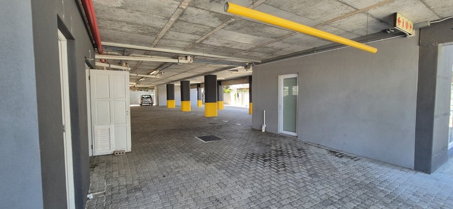 1 Bedroom Property for Sale in Table View Western Cape